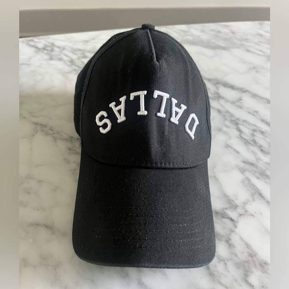 Great Condition True Brand Black and White Dallas Hat